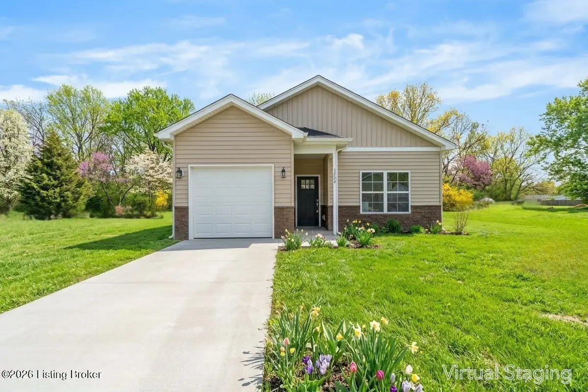 3200 Maldon Ct, Louisville, KY 40216 - #1