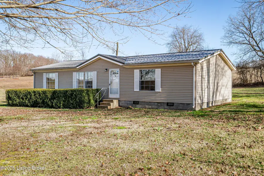 672 Whickerville Rd, Hardyville, KY 42746 - #2