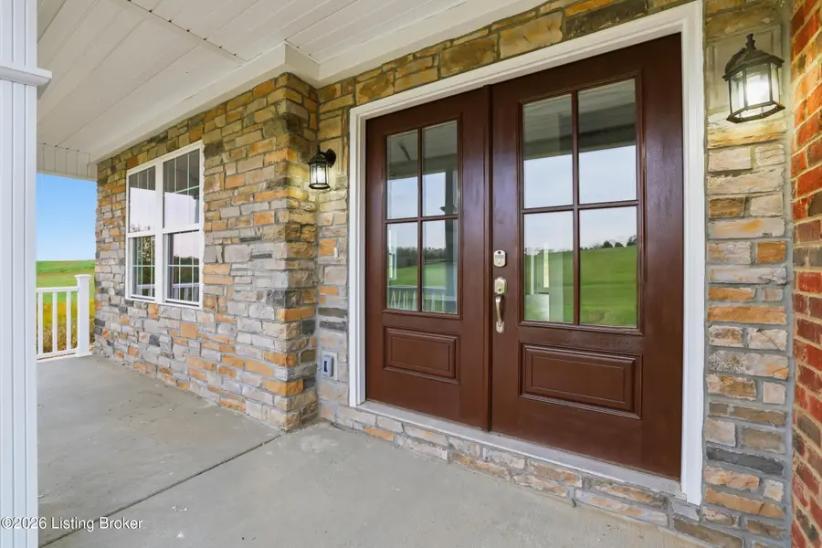 3024 Thorntree Ln, Lawrenceburg, KY 40342 - Image #2