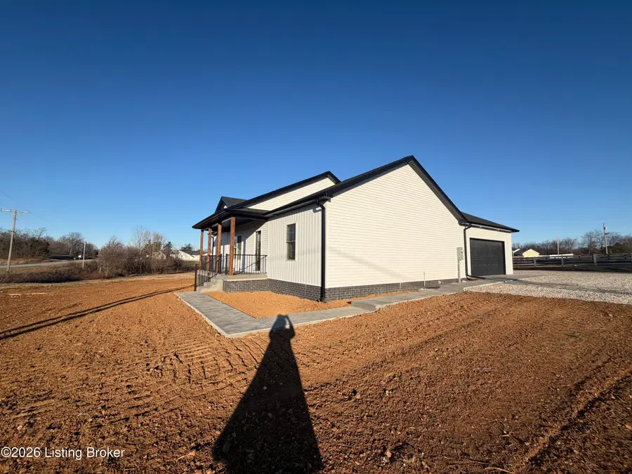 33 Gordon Dr, Ekron, KY 40117 - Image #2