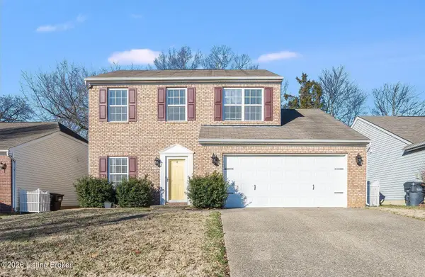 9702 River Trail Dr, Louisville, KY 40229