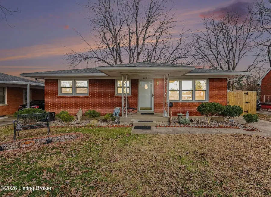 4317 Cloverleaf Dr, Louisville, KY 40216 - Image #2