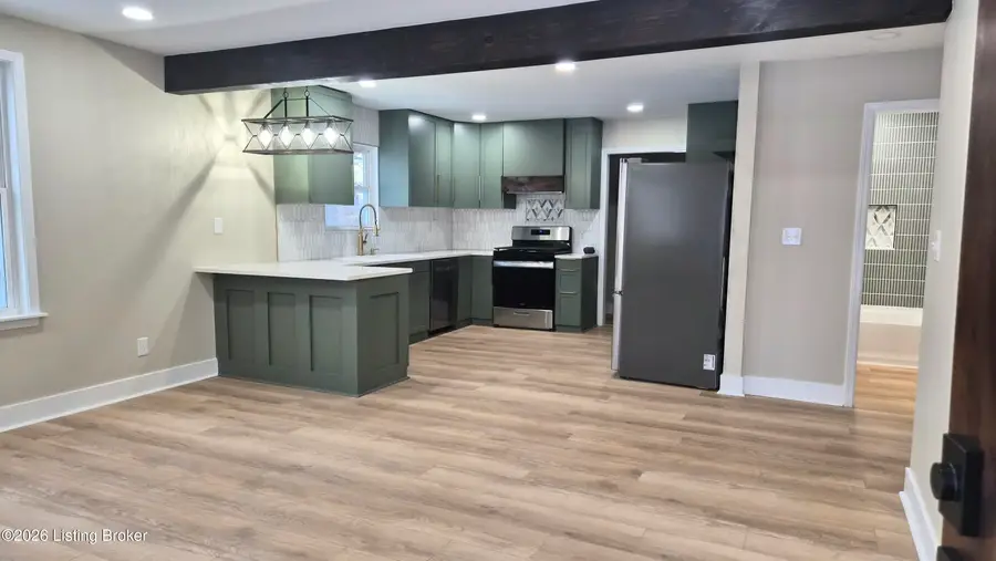 2430 Donna Rd, Louisville, KY 40216 - #2