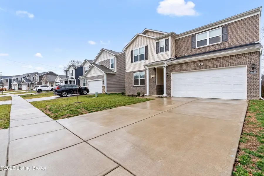 12038 Wooden Trace Dr, Louisville, KY 40229 - Image #3