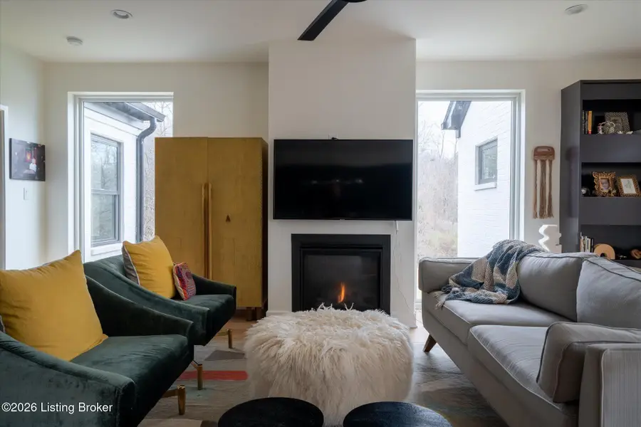 2803 Rivers Edge Rd, Louisville, KY 40222 - #3