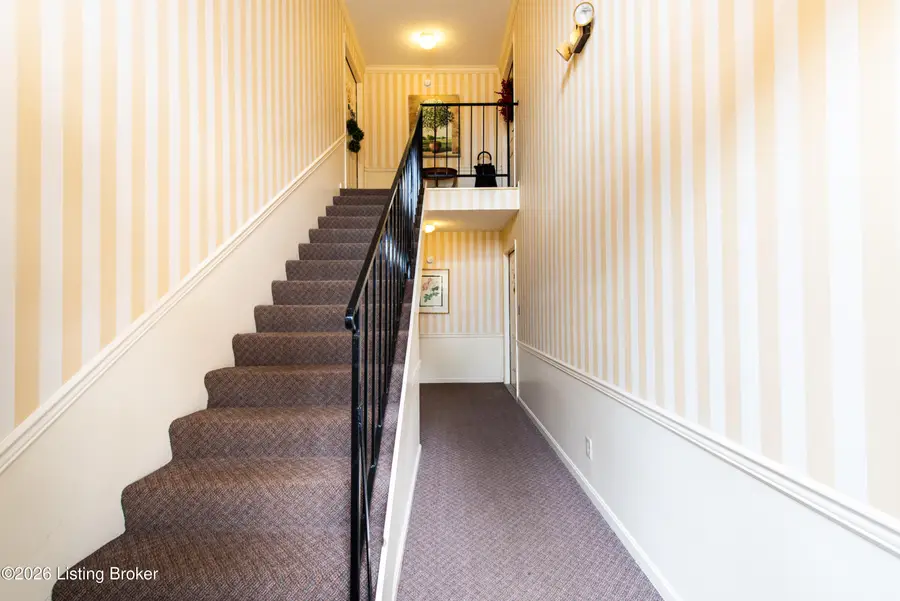 1104 Forest Park Rd, Louisville, KY 40223 - #3