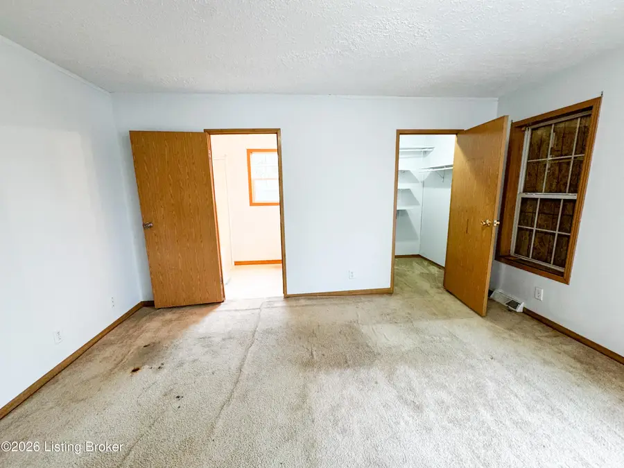 15008 Galston Blvd, Louisville, KY 40272 - Image #3