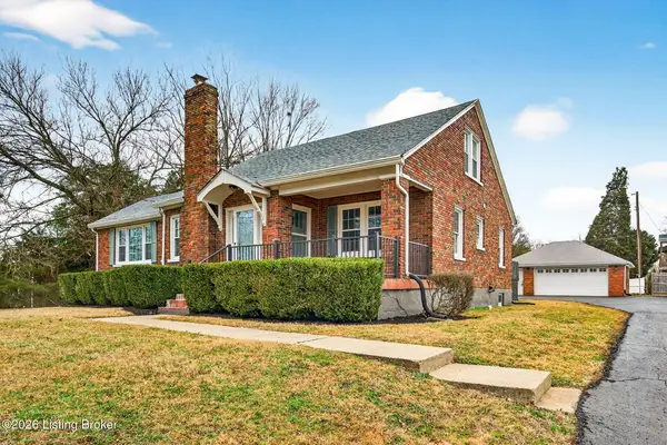 10117 Whipps Mill Rd, Louisville, KY 40223