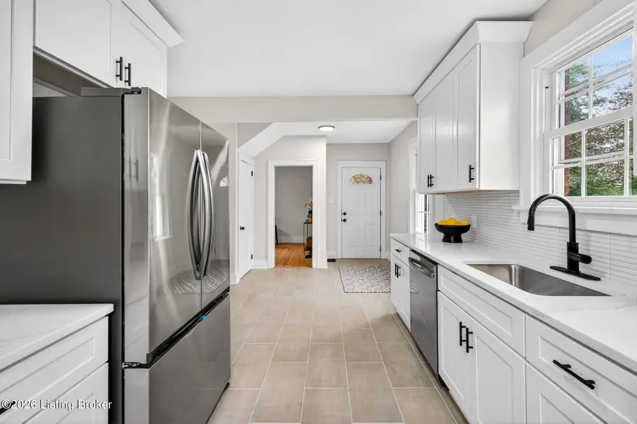 10117 Whipps Mill Rd, Louisville, KY 40223 - #2