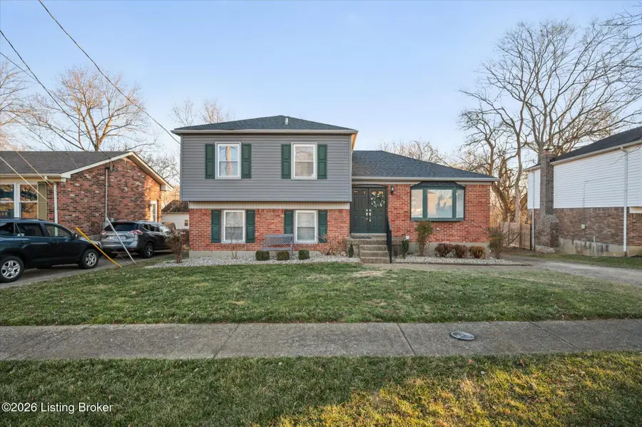 4405 Burgundy Dr, Jeffersontown, KY 40299 - #2