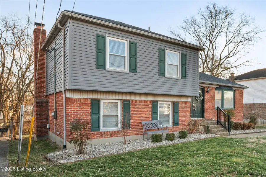 4405 Burgundy Dr, Jeffersontown, KY 40299 - #3