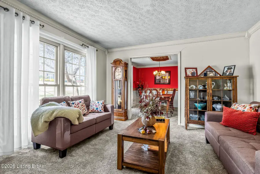 5206 Arrowshire Dr, La Grange, KY 40031 - Image #3