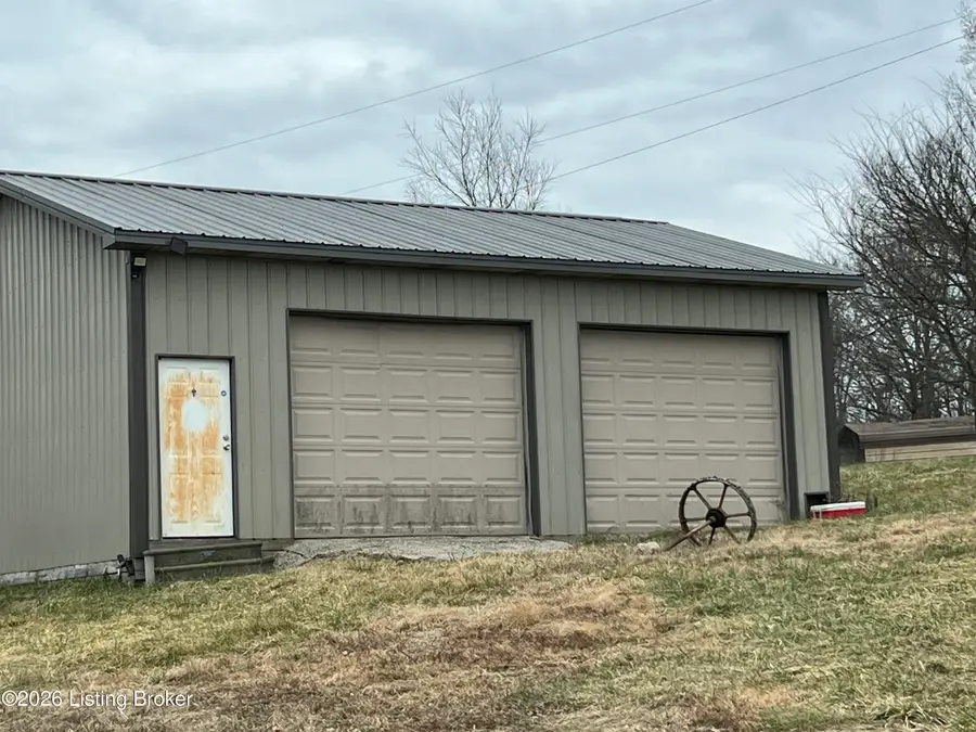 6261 Ironworks Rd, Winchester, KY 40391 - Image #2