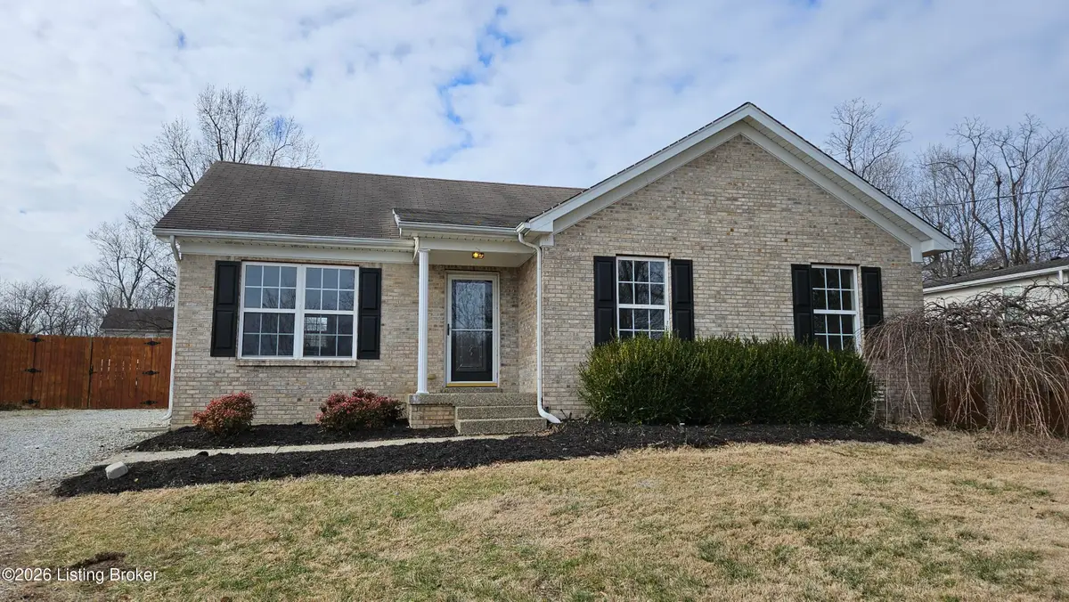 6222 Sumac Ln, Crestwood, KY 40014 - Image #1