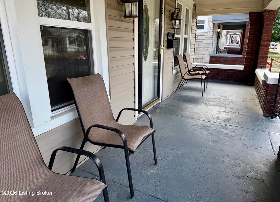 631 S 43rd St, Louisville, KY 40211 - Image #3