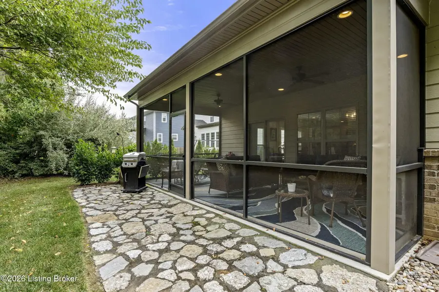 842 Artisan Pkwy, La Grange, KY 40031 - Image #2