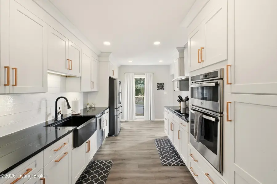 6718 Deep Creek Dr, Prospect, KY 40059 - Image #2