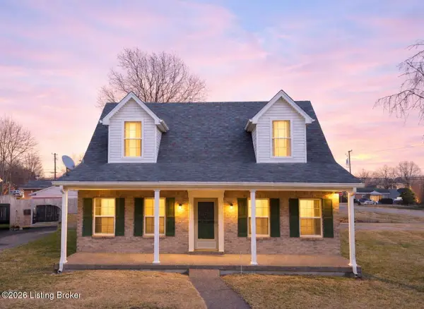 9921 Lancewood Rd, Louisville, KY 40229