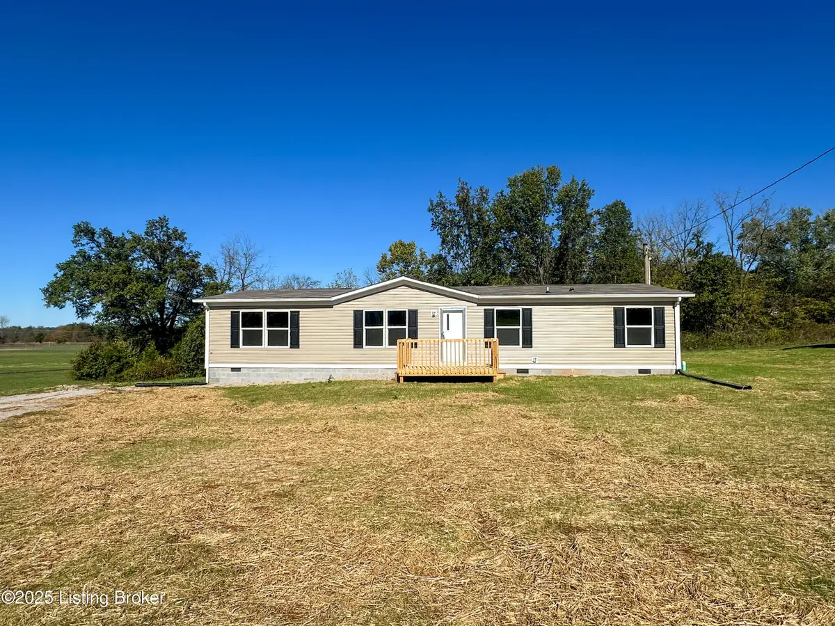 104 N Center St, Irvington, KY 40146 - #1