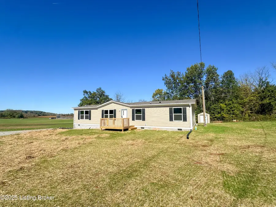 104 N Center St, Irvington, KY 40146 - #2