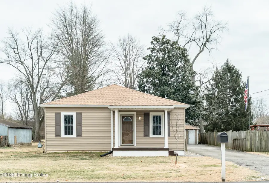 4916 Valley Station Rd, Louisville, KY 40272 - Image #3