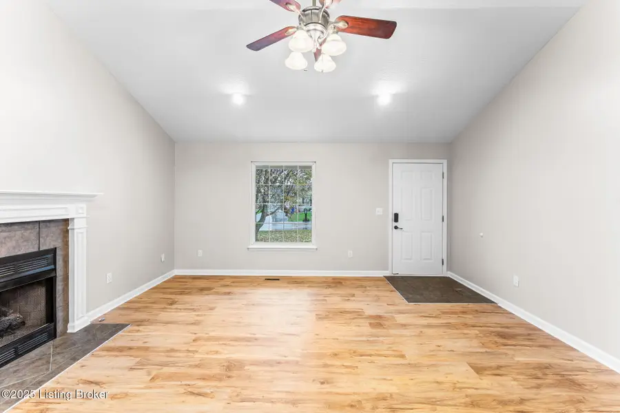 1201 Salem Cir, Bowling Green, KY 42101 - Image #3