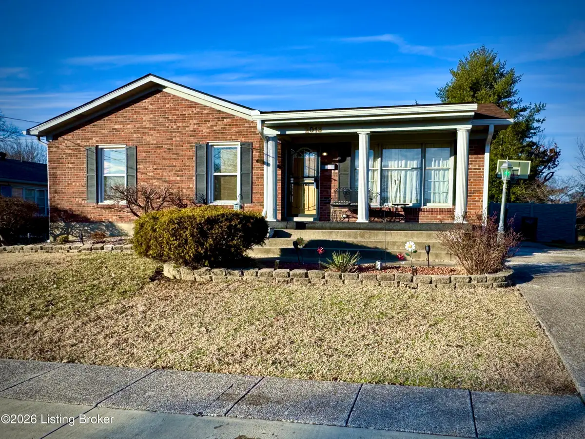 2013 Foxhurst Dr, Louisville, KY 40216 - Image #1