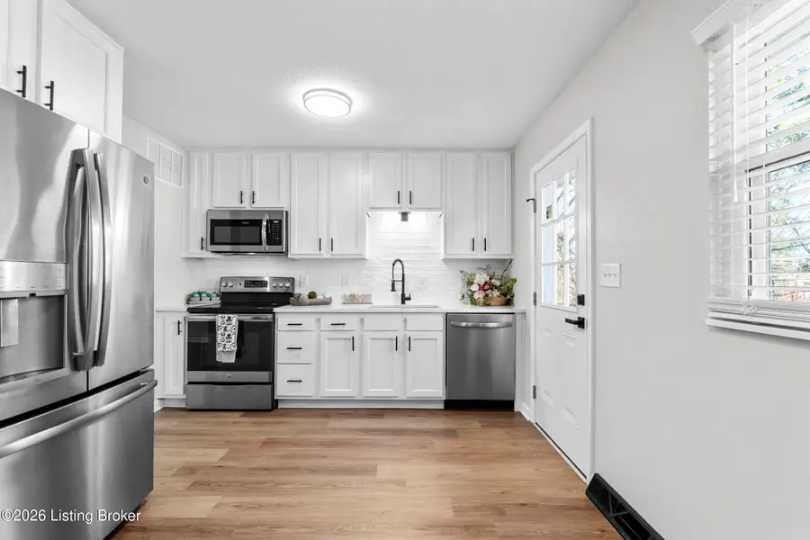 269 Senate Cir, Radcliff, KY 40160 - #2