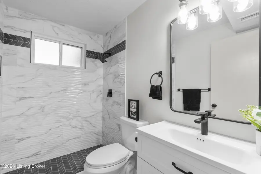 269 Senate Cir, Radcliff, KY 40160 - #3