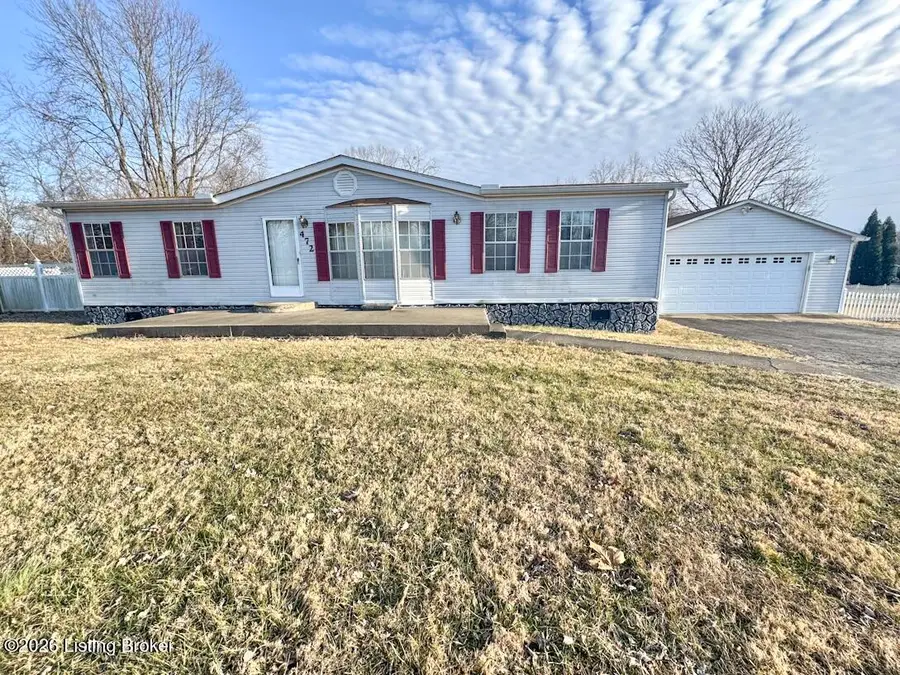 472 Yorkshire Blvd, Shepherdsville, KY 40165 - Image #2