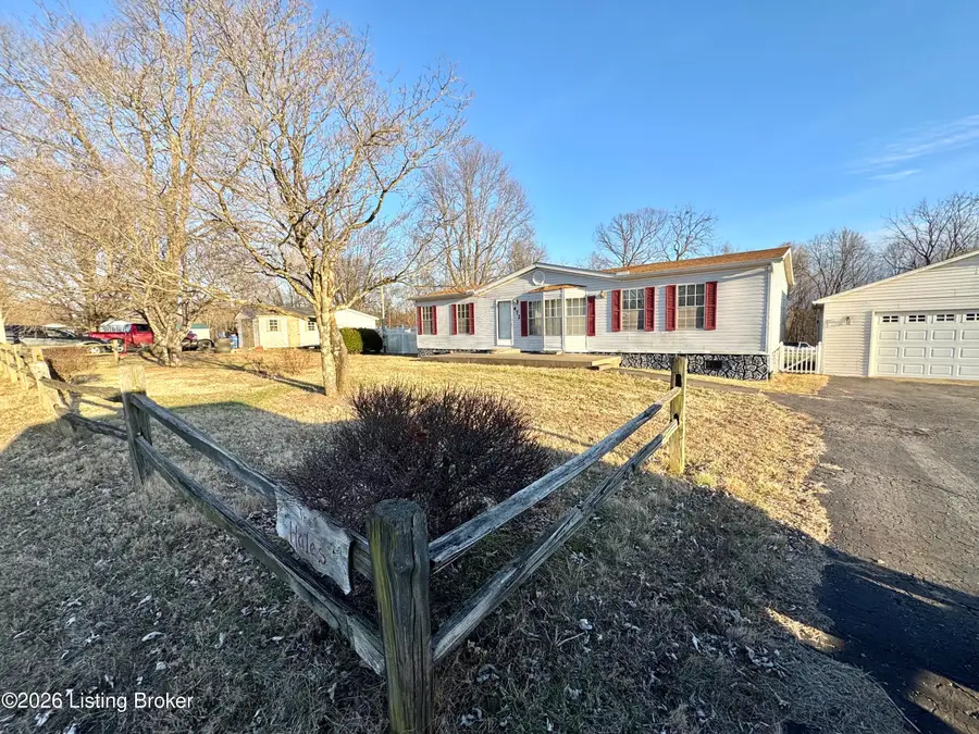 472 Yorkshire Blvd, Shepherdsville, KY 40165 - Image #3