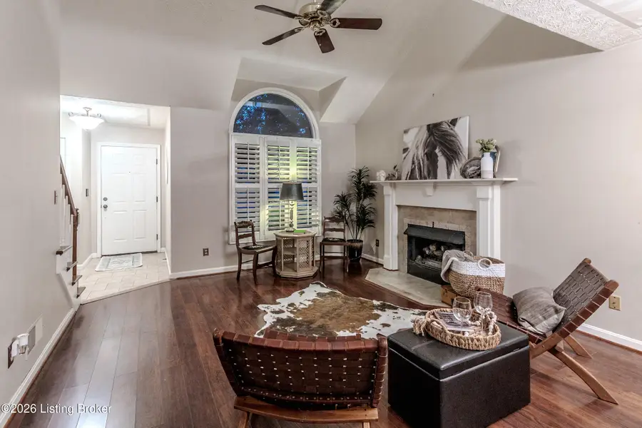 10529 Bay Pointe Ct, Louisville, KY 40241 - #2