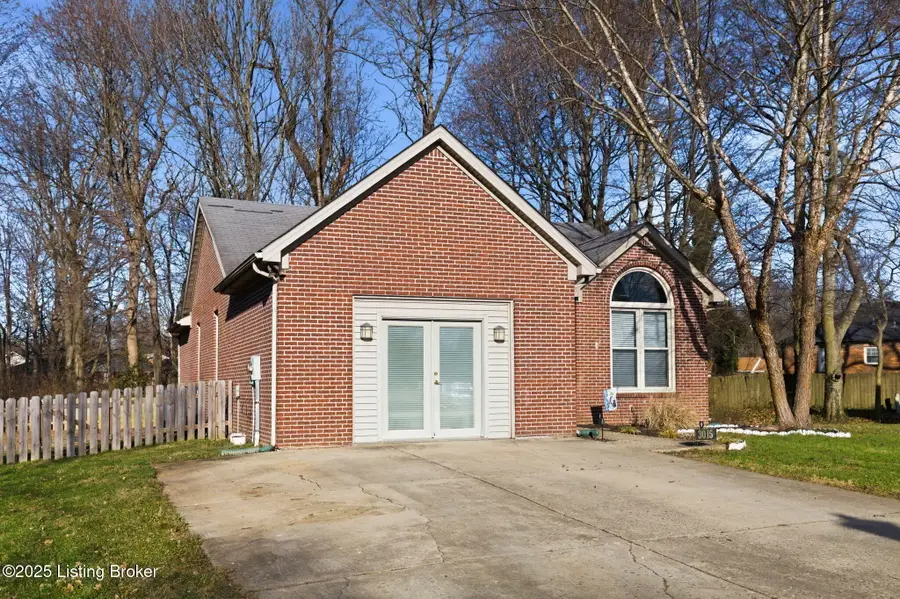 3015 Twilight Ave, Shelbyville, KY 40065 - #3