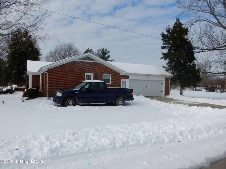 461 Tollview Dr, Shepherdsville, KY 40165 - Image #3