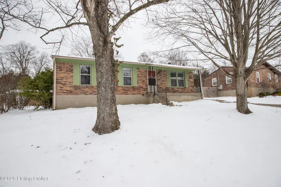 1013 E Mailback Way, Crestwood, KY 40014 - #3