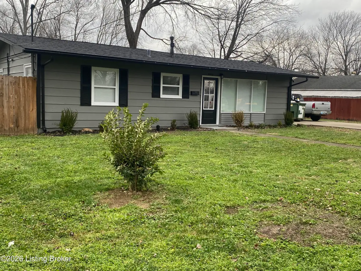 9935 Appollo Ct, Louisville, KY 40272 - Image #1