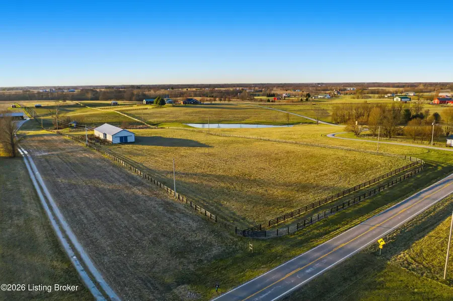 4373 Elmburg Rd, Bagdad, KY 40003 - Image #3