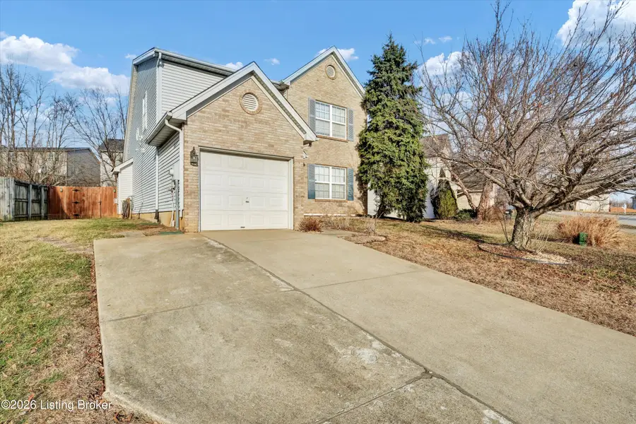 5020 Middlesex Dr, Louisville, KY 40245 - Image #2