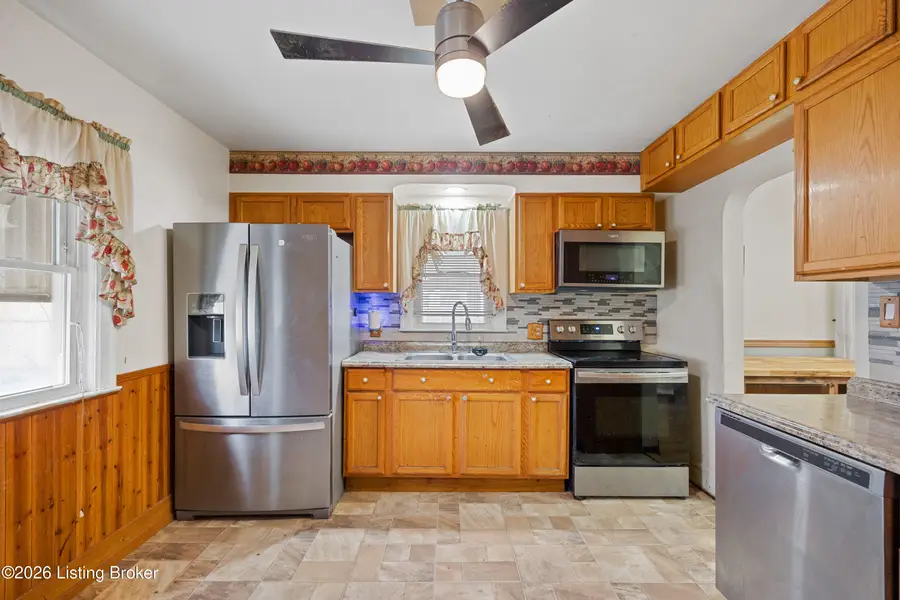 510 Chestnut St, Harrodsburg, KY 40330 - Image #3