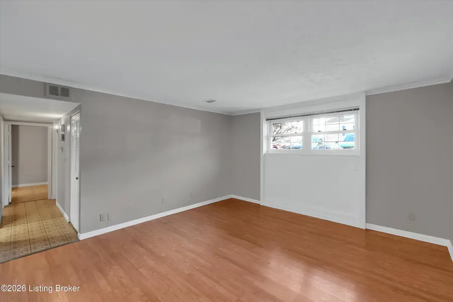 305 Chanel Ct #APT 1, Louisville, KY 40218 - #2