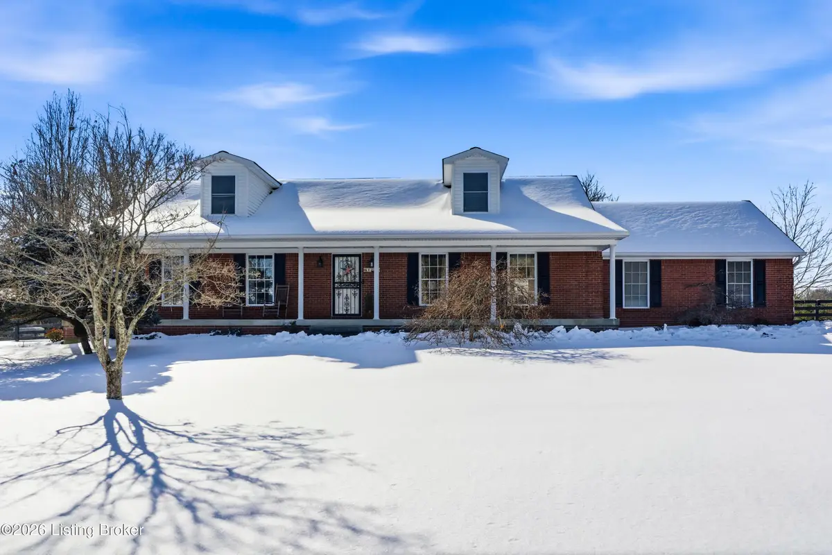 122 Hillview Ct, Taylorsville, KY 40071 - Image #1