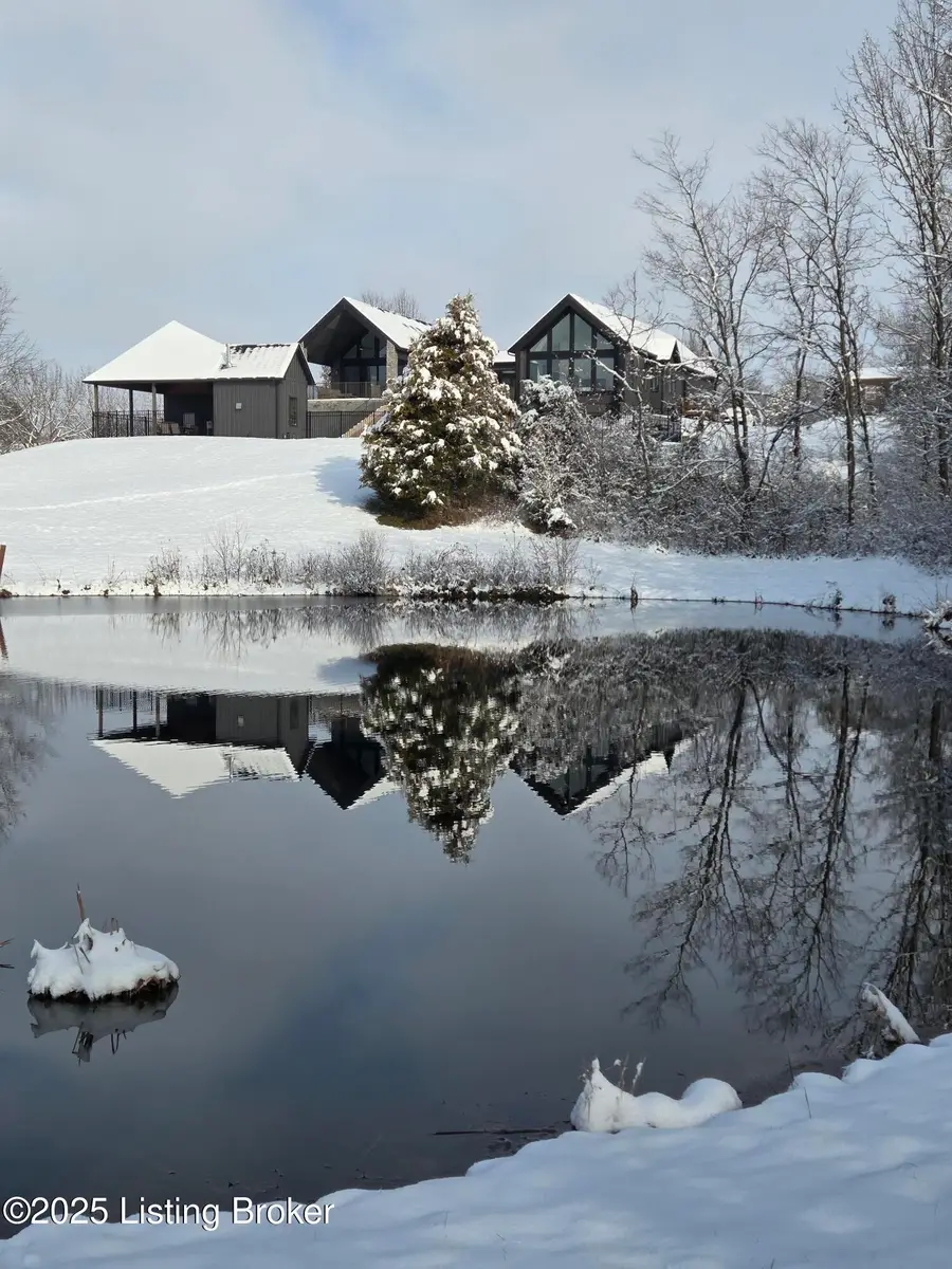 199 Allen Place East, Taylorsville, KY 40071 - Image #2