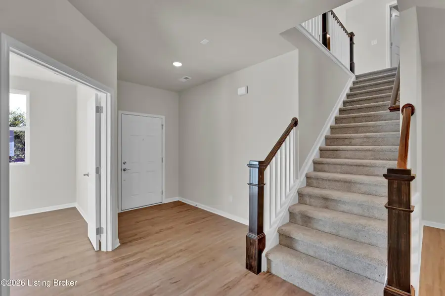 6520 Fair Ridge Ln, Louisville, KY 40291 - Image #2