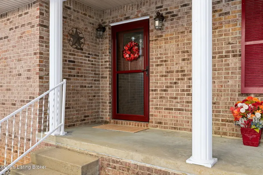 82 N Sunset Ave, Cecilia, KY 42724 - Image #3