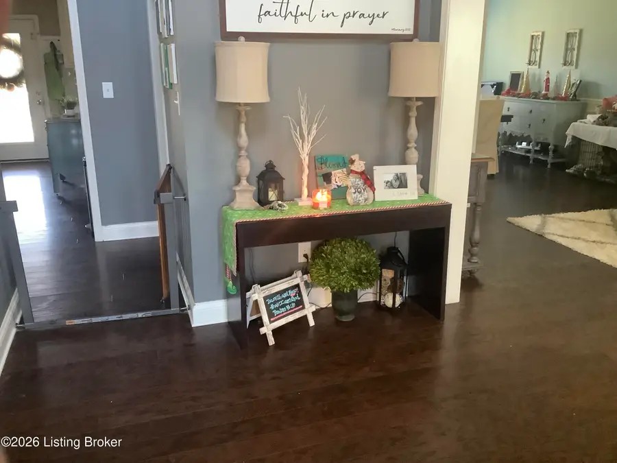 18405 Standwick Dr, Louisville, KY 40245 - Image #2