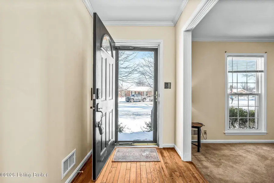 9805 Cypress Creek Dr, Louisville, KY 40241 - Image #2