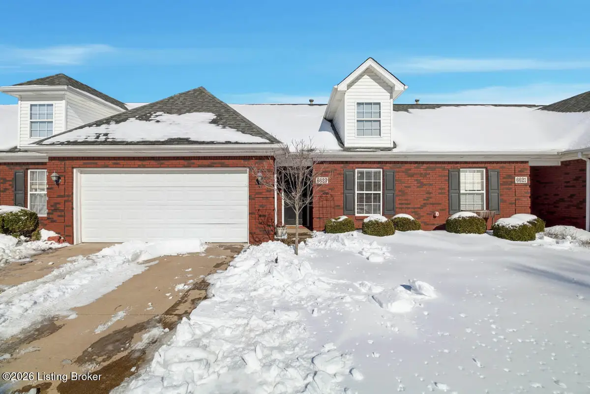 6623 Woods Mill Dr, Louisville, KY 40272 - #1