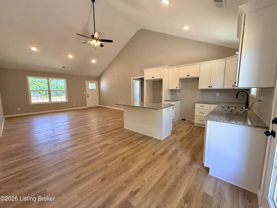210 Tulip Dr, Bardstown, KY 40004 - #3