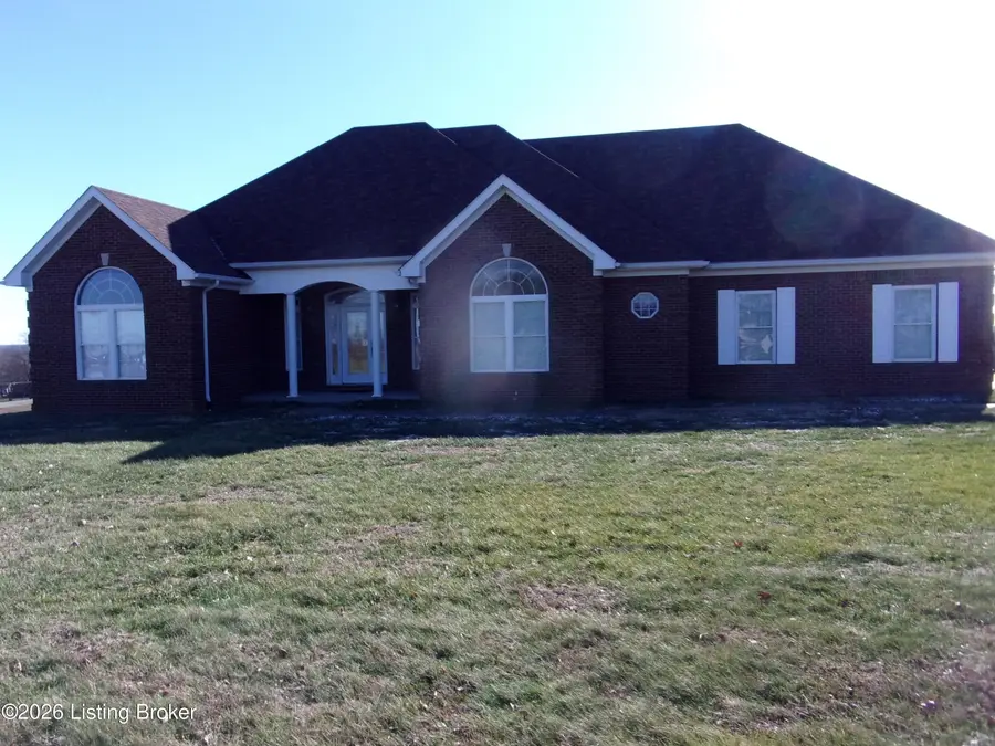4085 Lawrenceburg Rd, Bloomfield, KY 40008 - #2
