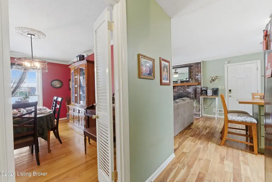 2103 Ann Marie Dr, Jeffersontown, KY 40299 - #3